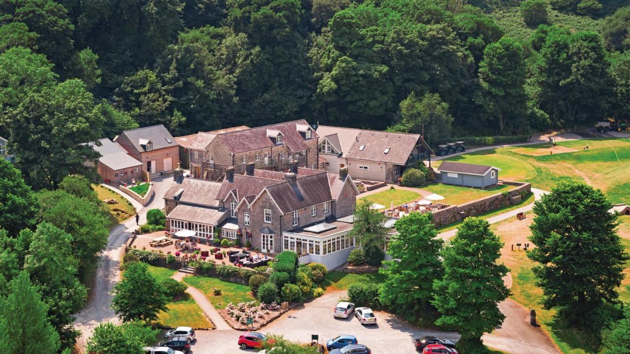 Гостевой дом Trefloyne Manor Тенби Экстерьер фото